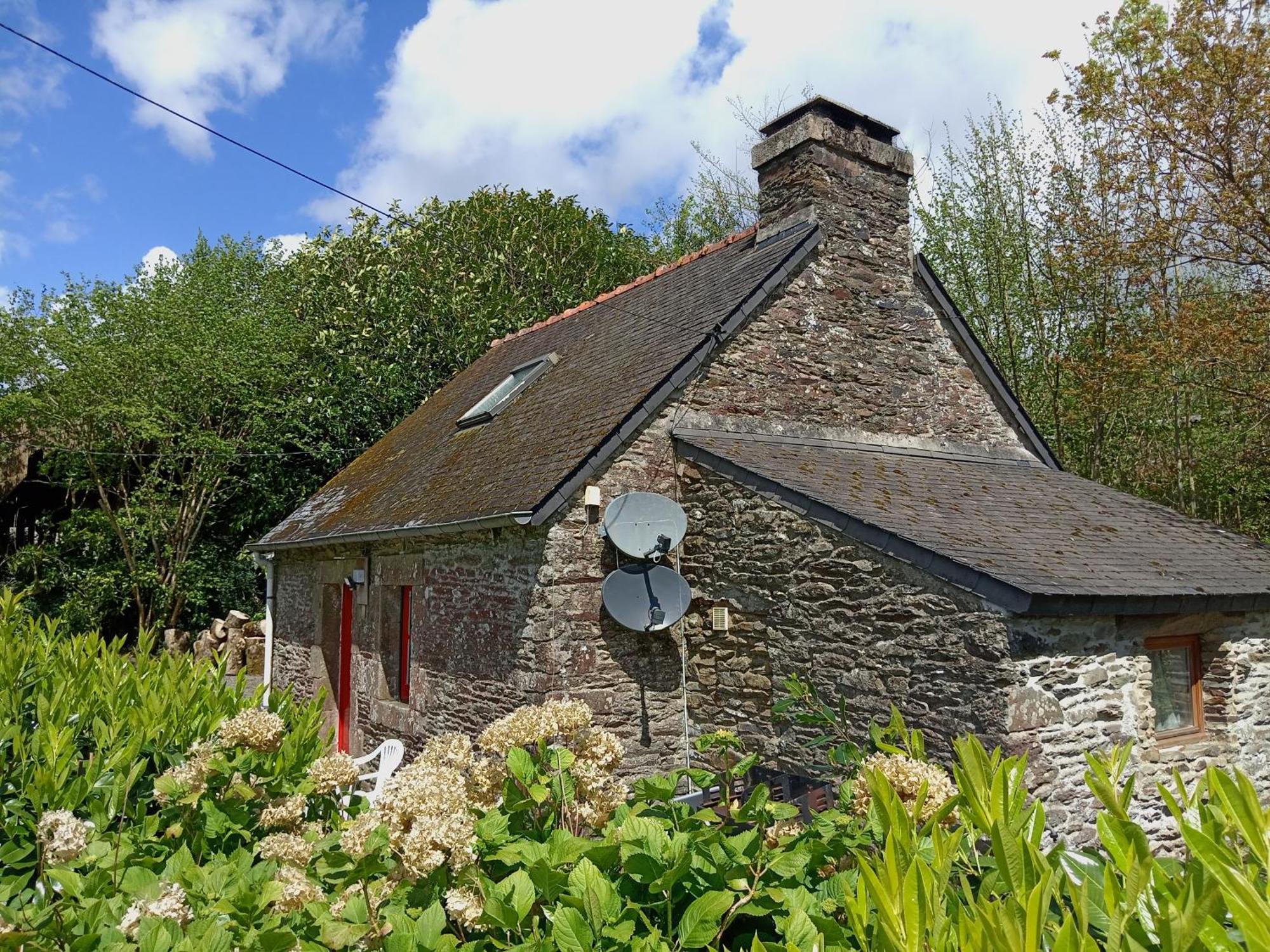 Character Breton Cottage Carhaix-Plouguer Buitenkant foto