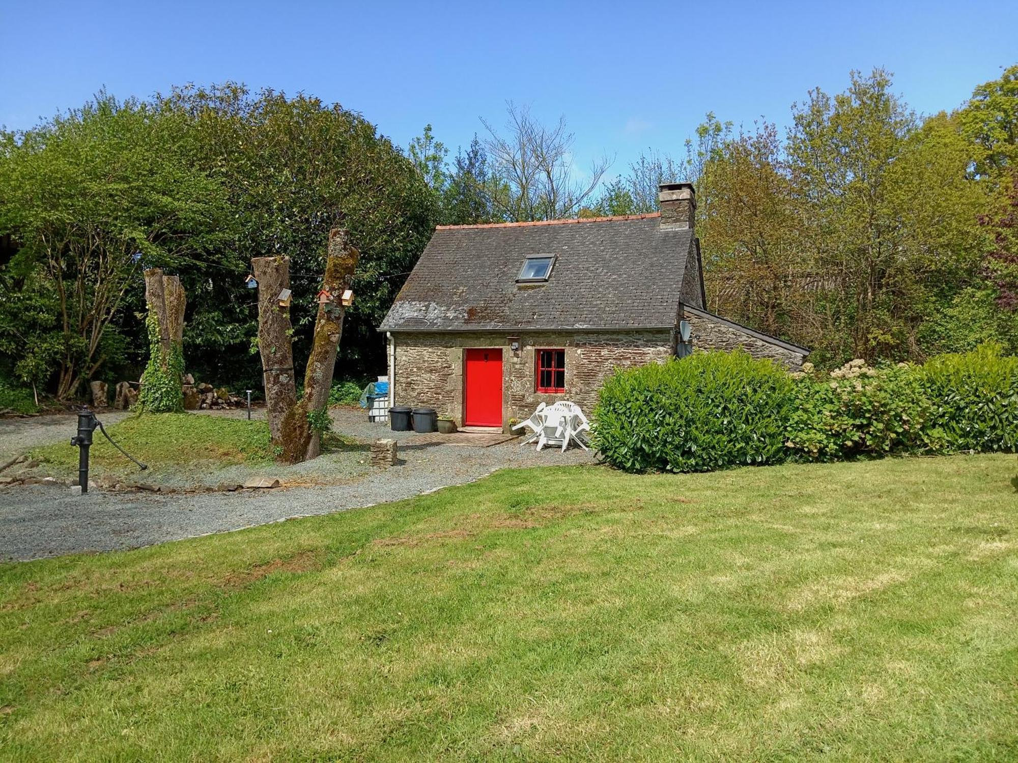 Character Breton Cottage Carhaix-Plouguer Buitenkant foto